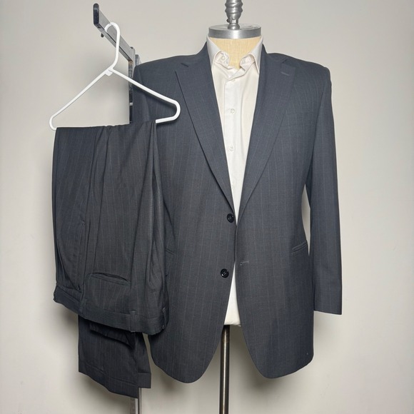 Jos. A. Bank Suit Mens 44L 38x33 Charcoal Gray Pinstripe Wool 2 Button